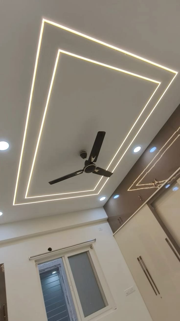 جبس بورد تبوك0500689813� حوّل منزلك إلى تحفة فنية مع أفضل خدمات الجبس بورد والدهانات في تبوك. ✅ جبس بورد عصري ✅ دهانات داخلية وخارجية ✅ تشطيبات وديكورات فاخرة ✅ جودة عالية وأسعار مناسبة 📍 تبوك 📞 0500689813 📲 تواصل معنا الآن عبر واتساب واحجز موعدك. #جبس_بورد_تبوك #دهانات_تبوك #تشطيبات_تبوك #ديكور_تبوك #جبس #أسقف_معلقة #